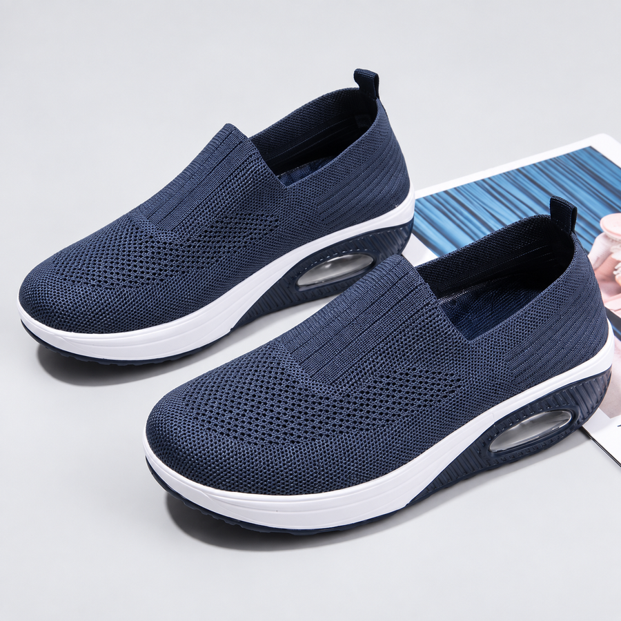 Navy pair
