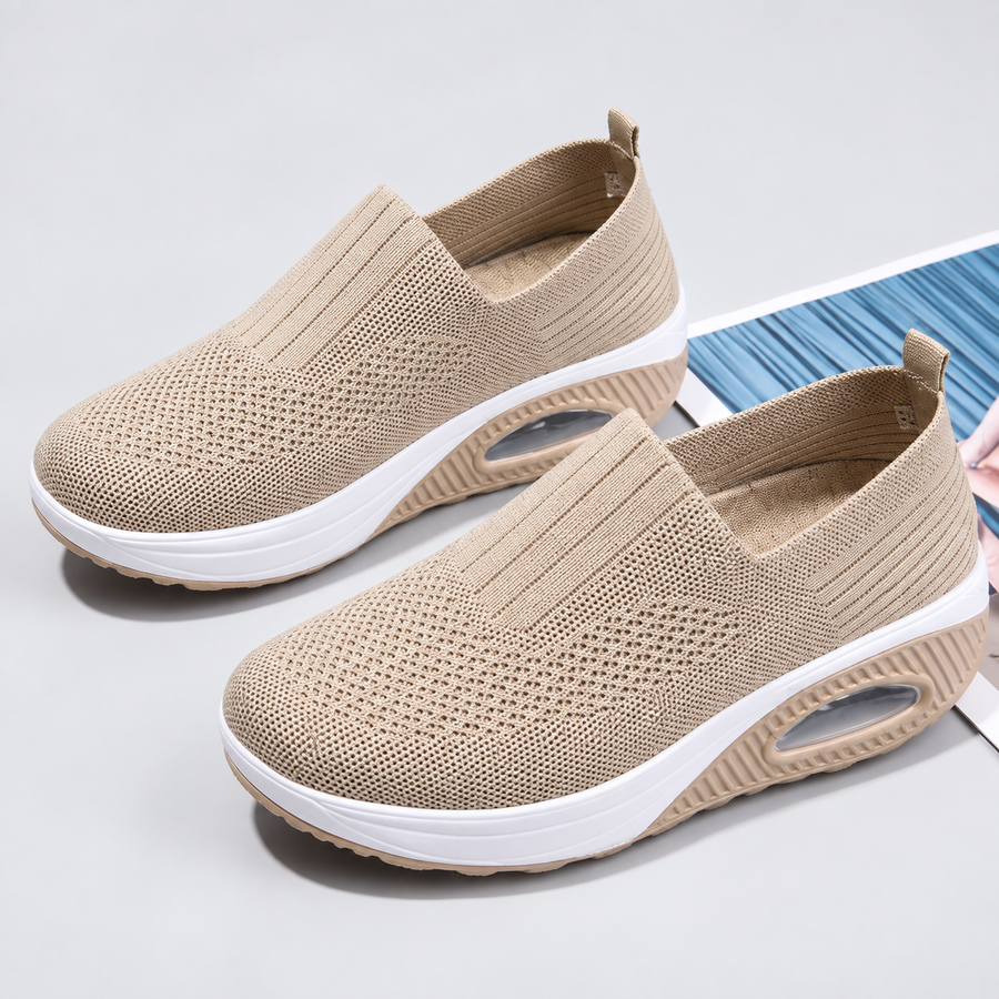 Beige pair
